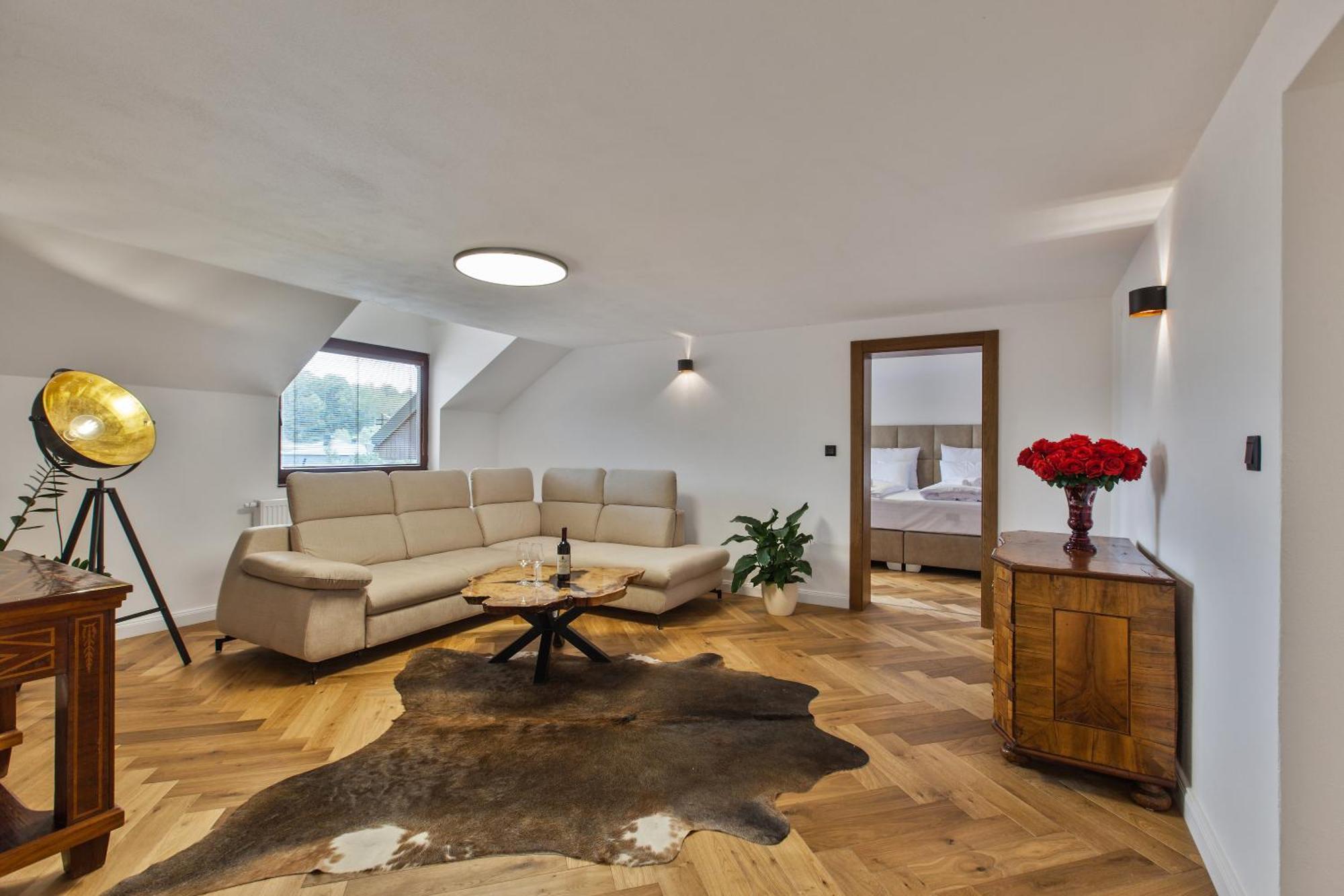 Brezno Central Apartments Bagian luar foto