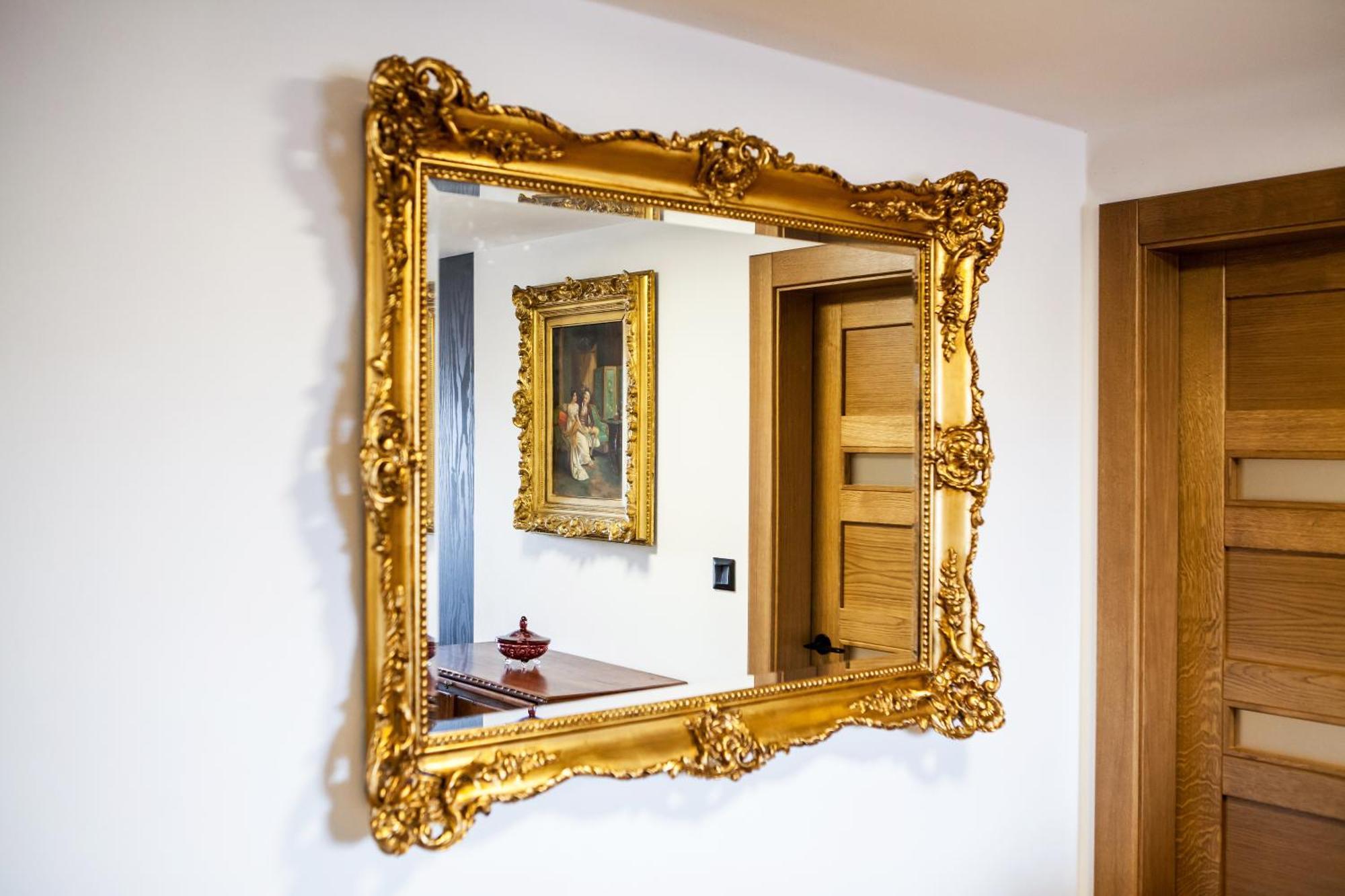 Brezno Central Apartments Bagian luar foto