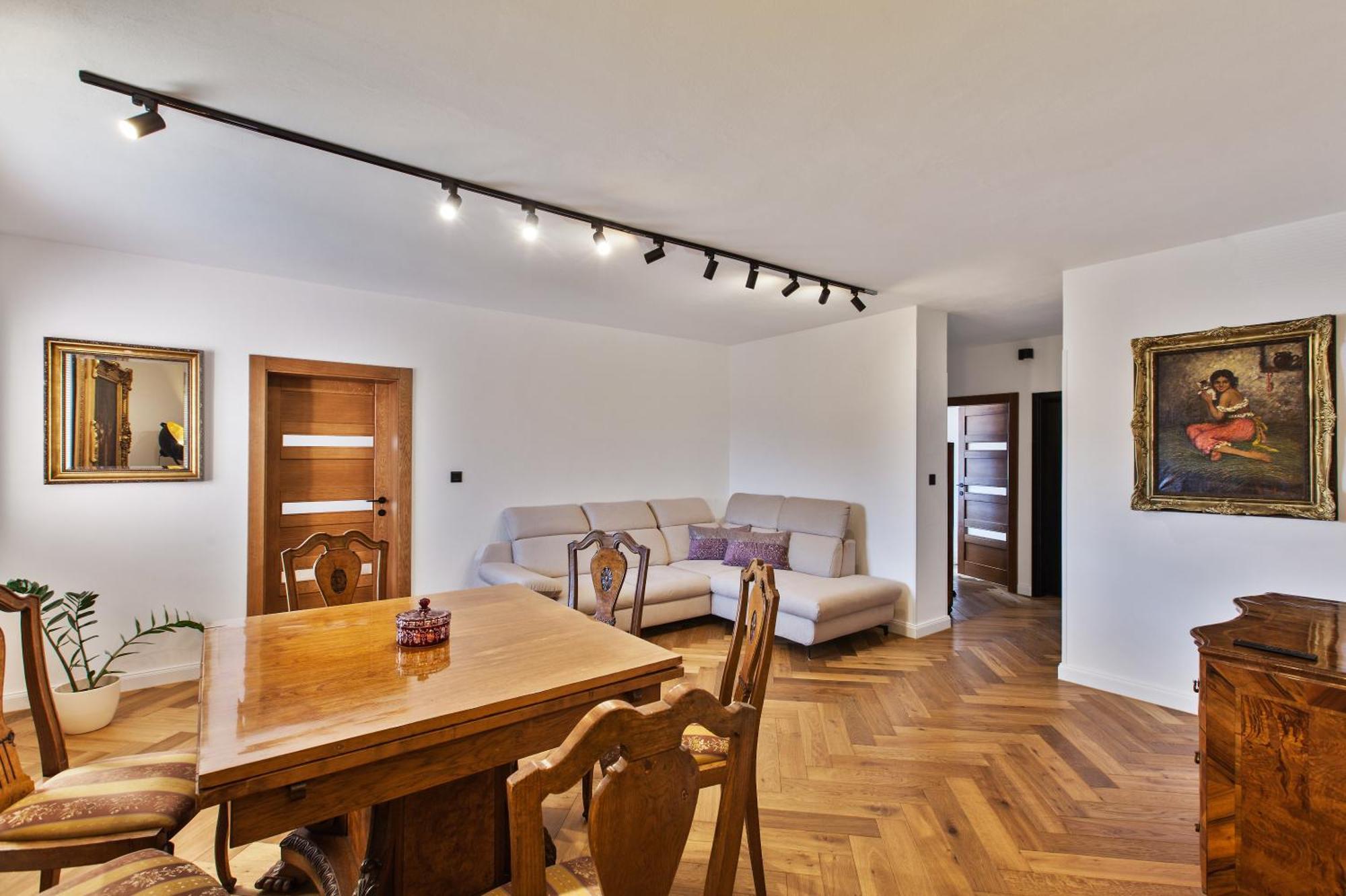 Brezno Central Apartments Bagian luar foto
